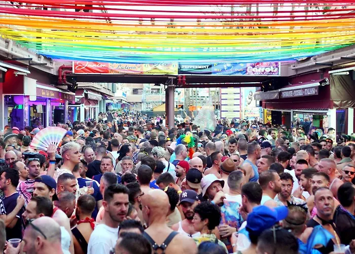 アパート Cozy Yumbo Center