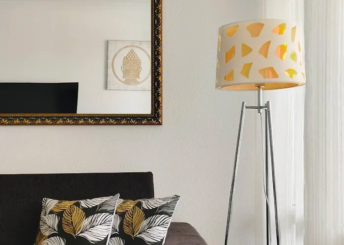 Cozy Yumbo Center アパート